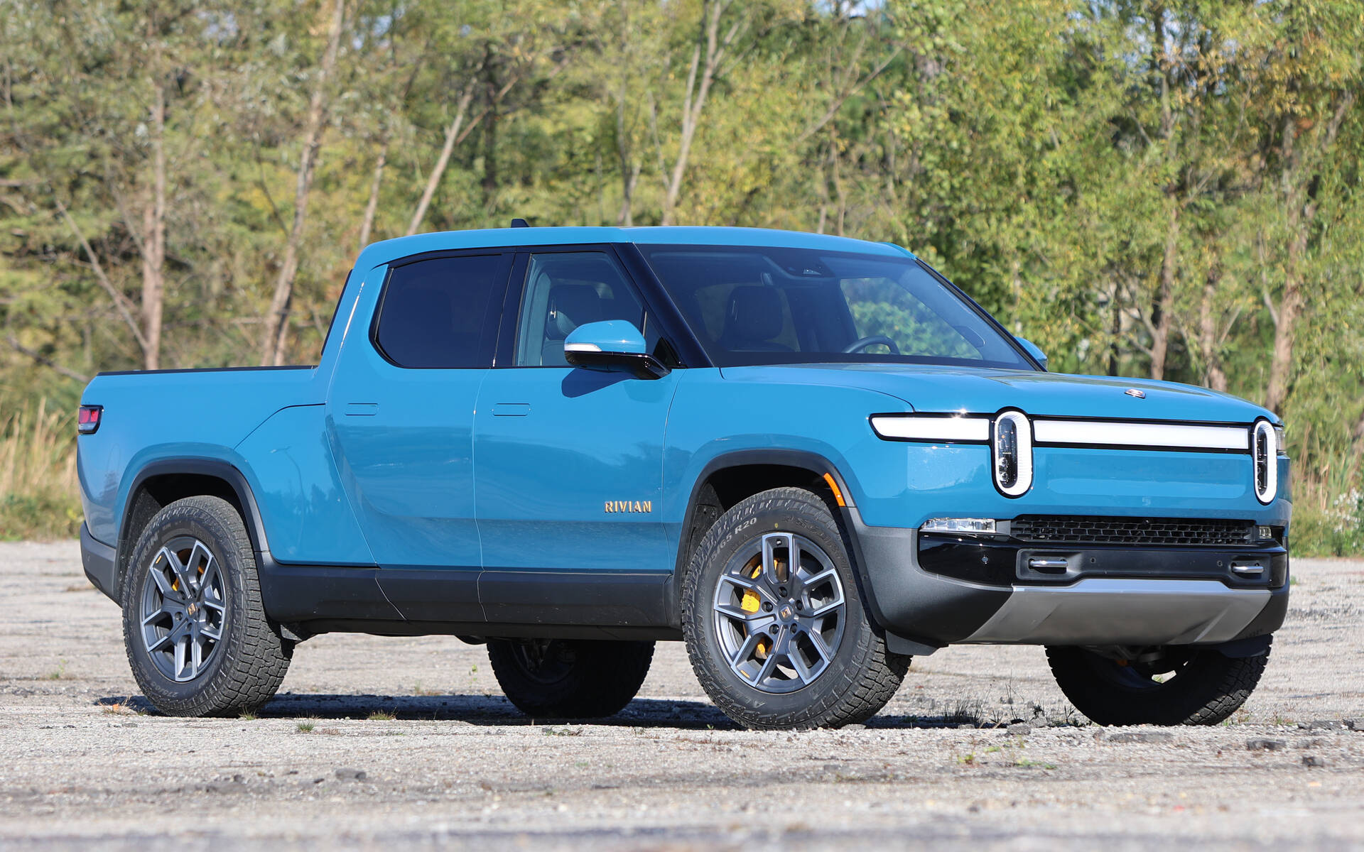 Customize Your Rivian R1T in 2024