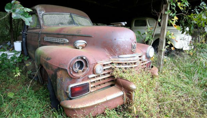 1942 S&S Cadillac ambulance